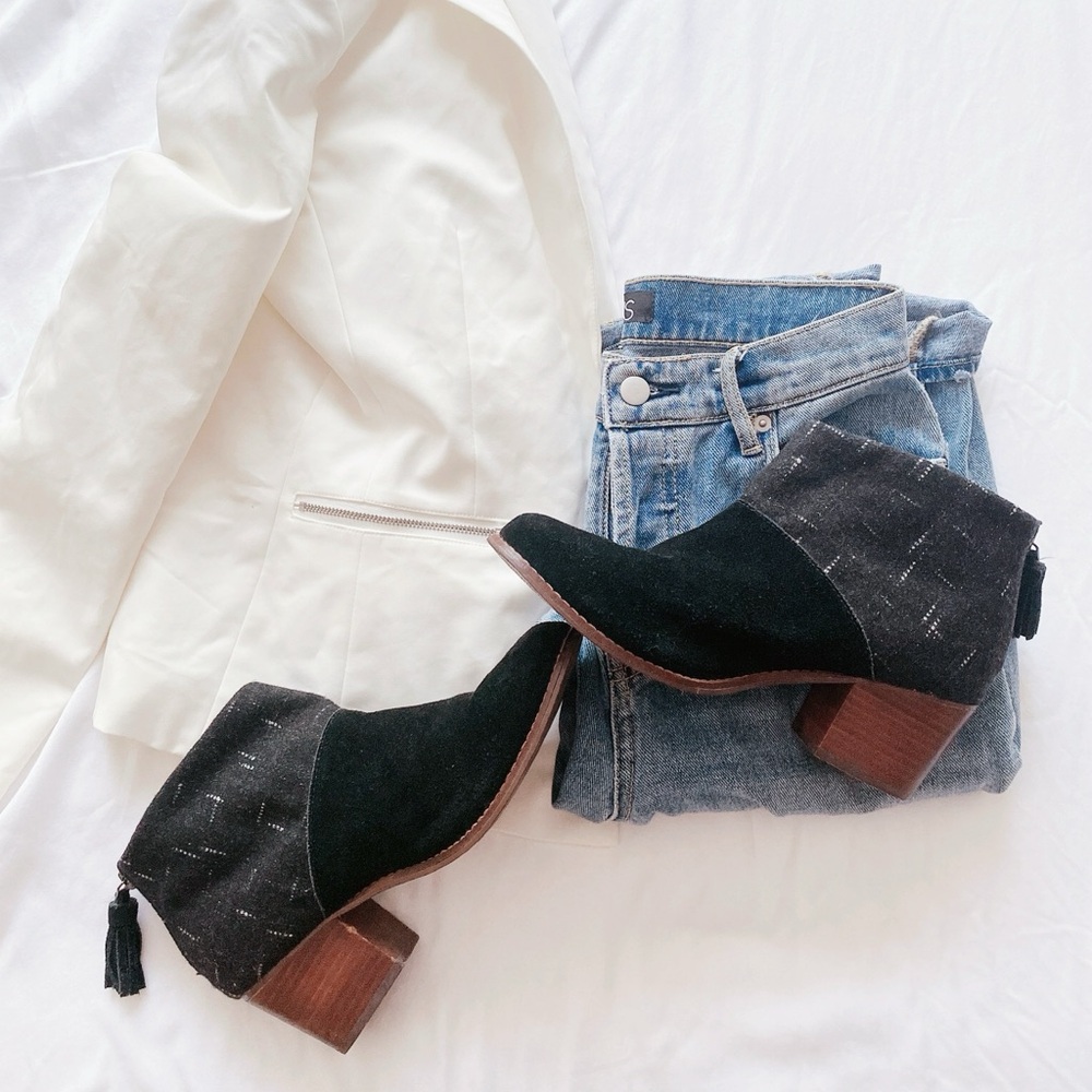 Toms Leila suede ankle boots